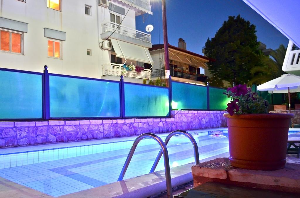 Villa Cariatis Nea Kallikrateia Exteriér fotografie