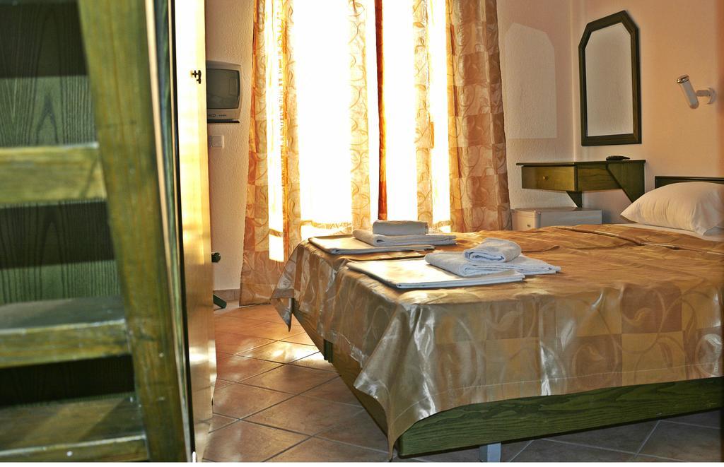 Villa Cariatis Nea Kallikrateia Pokoj fotografie
