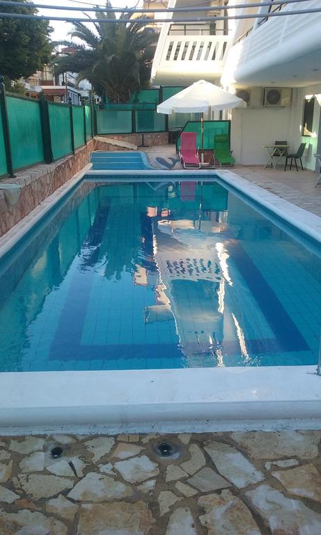 Villa Cariatis Nea Kallikrateia Exteriér fotografie