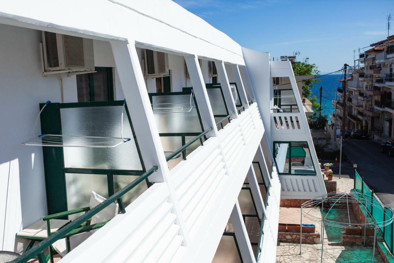 Villa Cariatis Nea Kallikrateia Exteriér fotografie